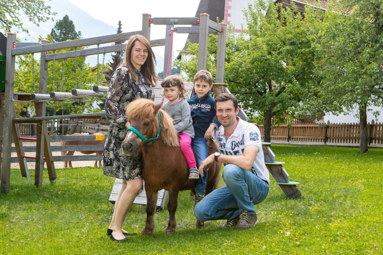 Отель Brixnerhof Im Zillertal Шлиттерс Экстерьер фото