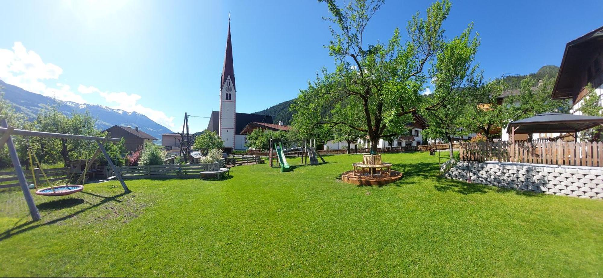Отель Brixnerhof Im Zillertal Шлиттерс Экстерьер фото